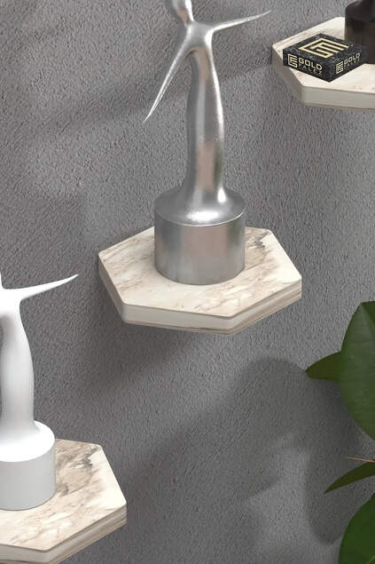 Sechseckiges Wandregal, 3-teilig Sechseckiges Wandregal, 3-teilig