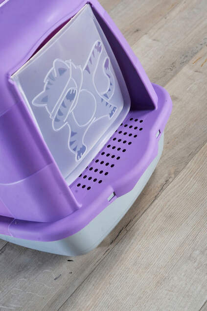 Indoor Cat Toilet Purple with Cat Figure