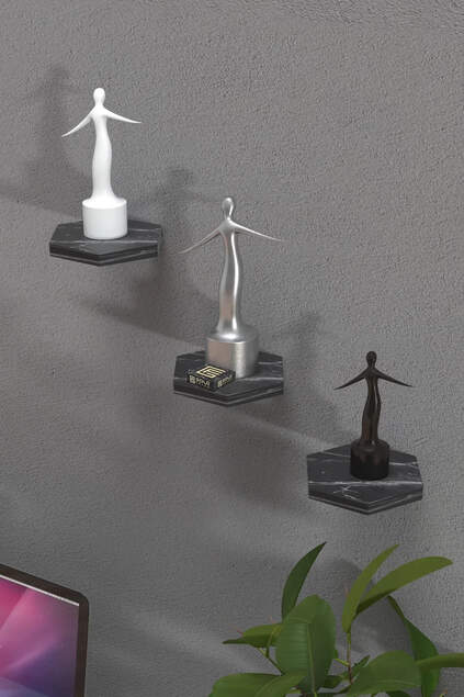 Sechseckiges Wandregal, 3-teilig Sechseckiges Wandregal, 3-teilig