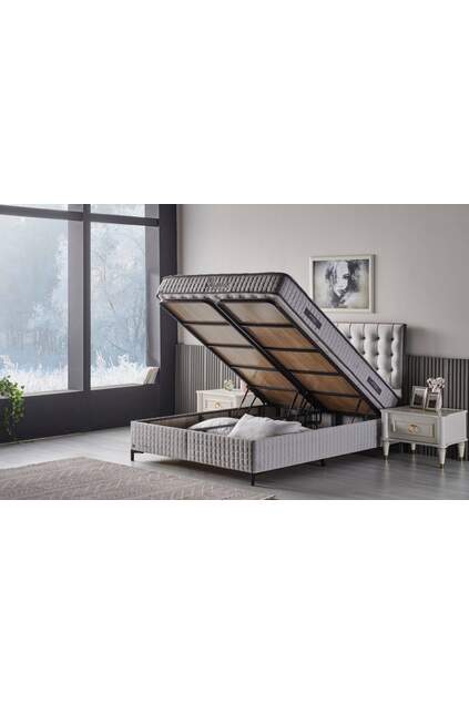 Renaissance Base Renaissance Base