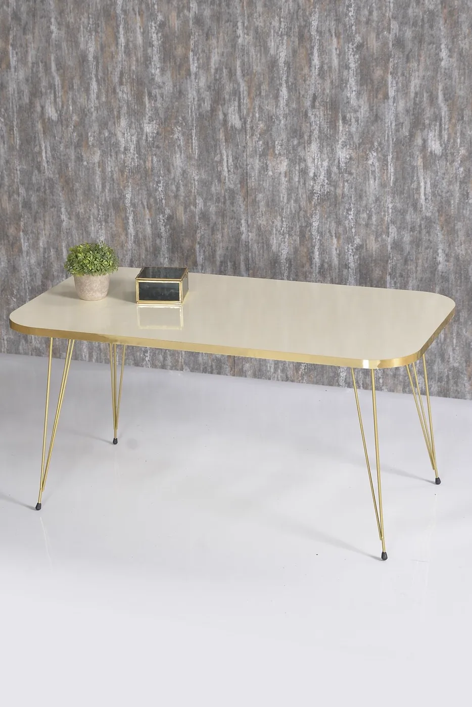 Round 4-Piece Table Set Gold Wire Legs - Cream