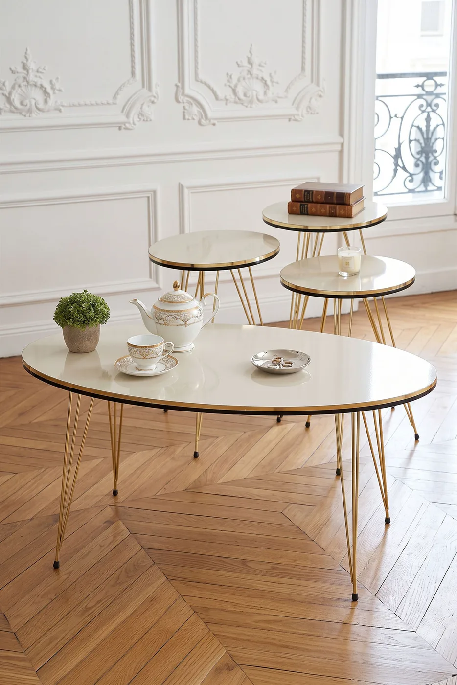 Round 4-Piece Table Set Gold Wire Legs - Cream 1