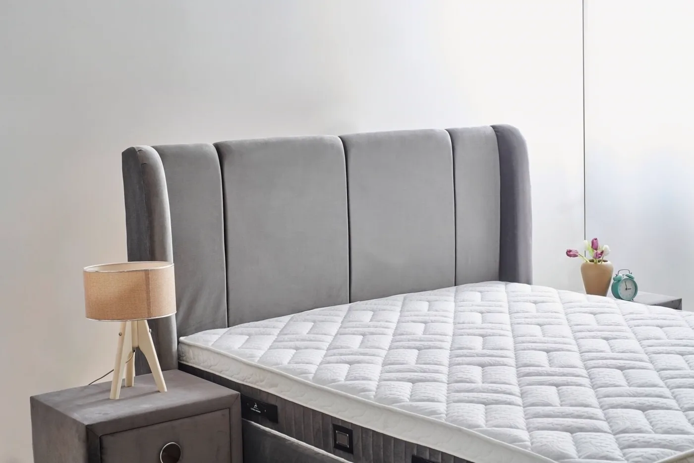 London 90x190 Single Mattress, Divan Base, Headboard Set CP1031