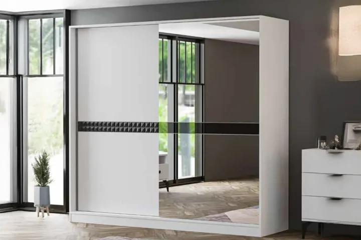 Can Sliding Door Wardrobe - White TN0444B