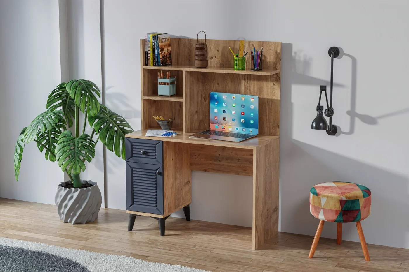 Carina Naz Desk - Atlantic Pine / Anthracite TN0278