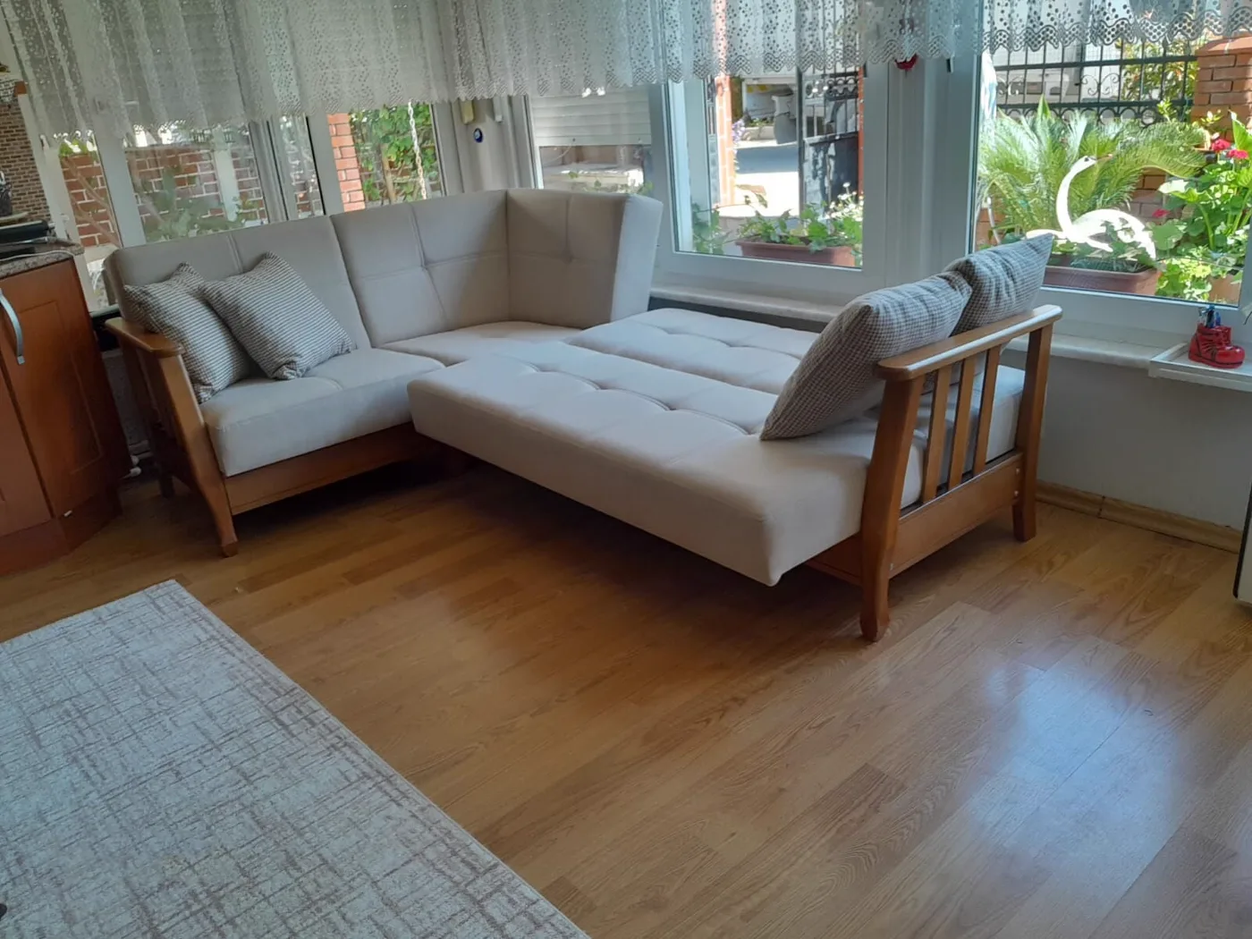 Karya Scandinavian Kitchen Corner Sofa MDN130