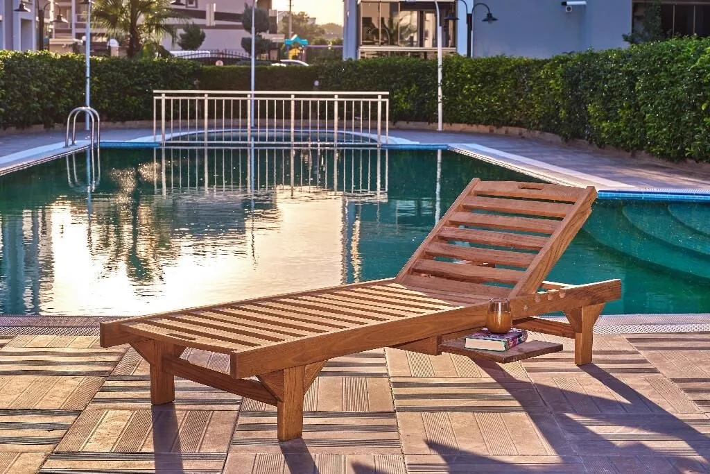 Simay Wooden Sun Lounger with Built-In Table ROY009