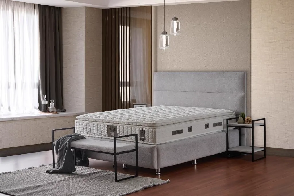 Hilton 140x200 Double Divan Base & Headboard Set MBL1405