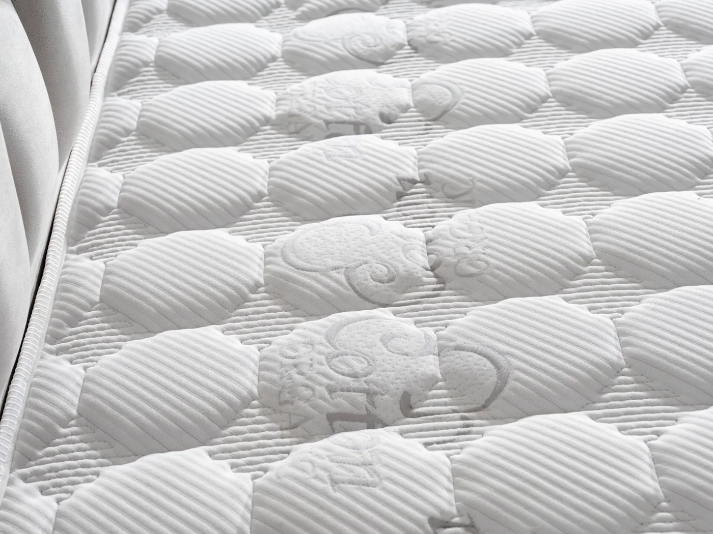 Malaga 140x190 Double Mattress, Divan Base & Headboard Set MBL1013