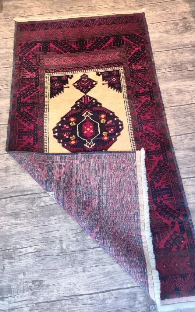 Iran Baluch Hand-Woven 134x83 Rug MDH1018