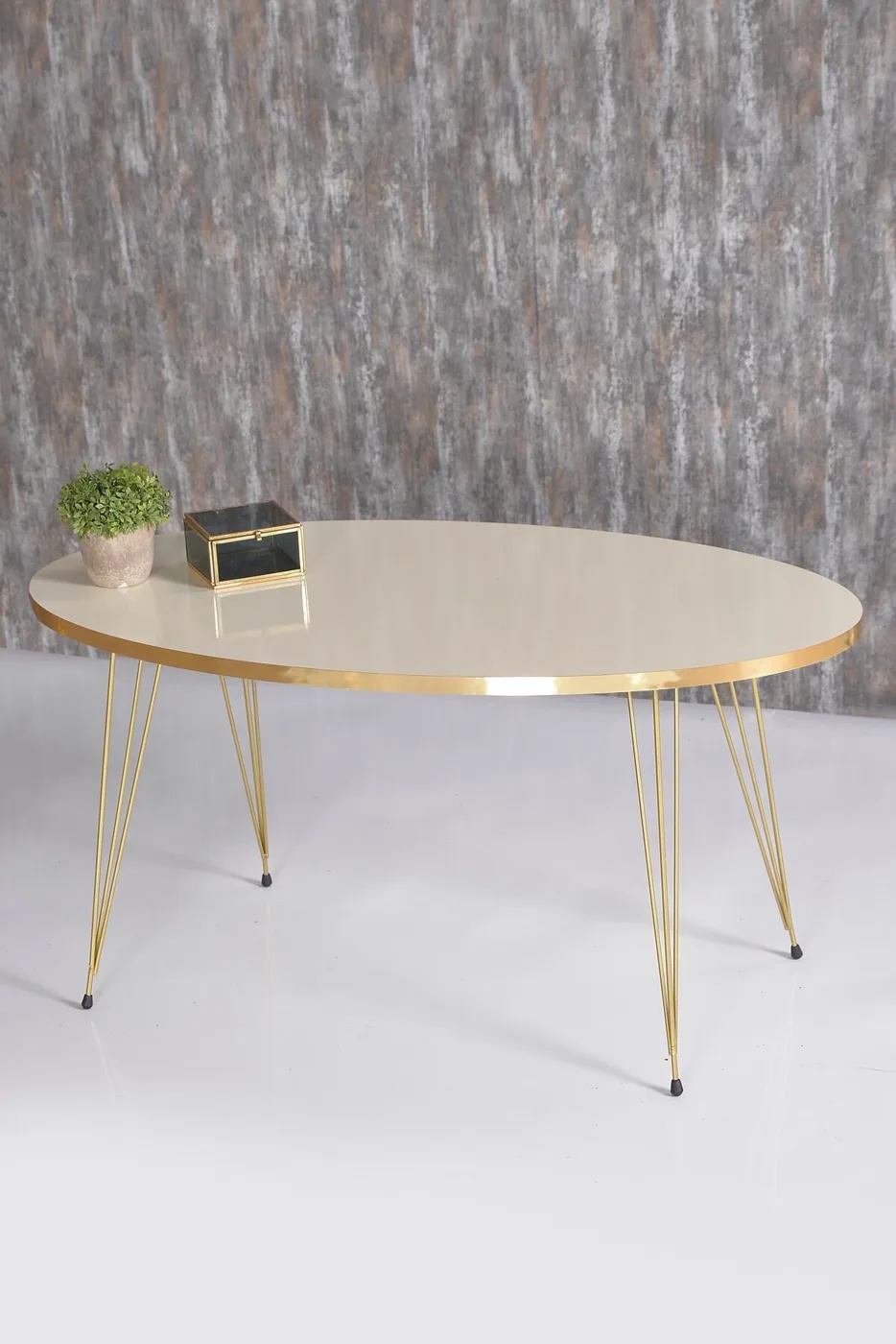 Coffee Table Ellipse Gold Cream Wire